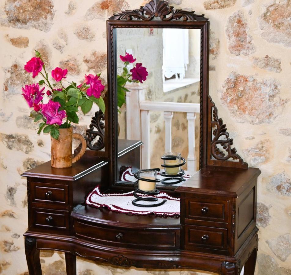 Villa Athina - Irene Country House Ierápetra Exteriör bild