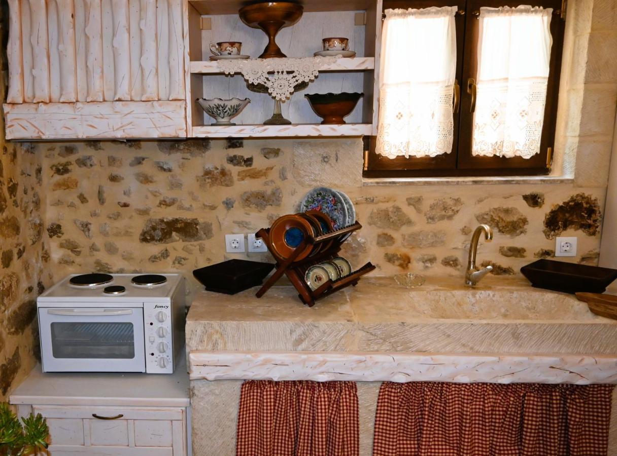 Villa Athina - Irene Country House Ierápetra Exteriör bild
